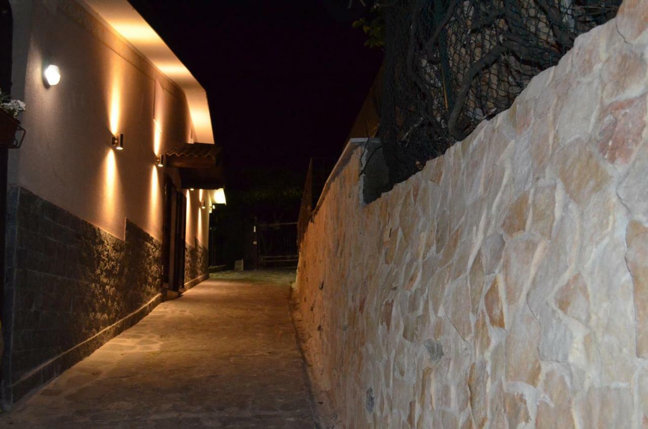 Bed and Breakfast La Gemma Roe Esterno foto